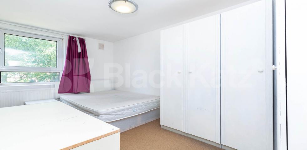 			NEW INSTRUCTION!, 3 Bedroom, 1 bath, 1 reception Flat			 Boundary Road, ST JOHNS WOOD